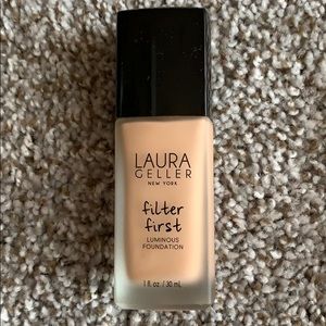 Laura Geller Med Filter First Luminous Foundation